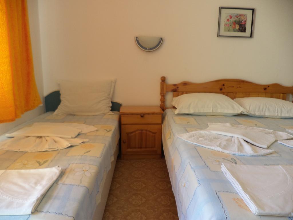Guest House Stoyanovi Черноморець Екстер'єр фото