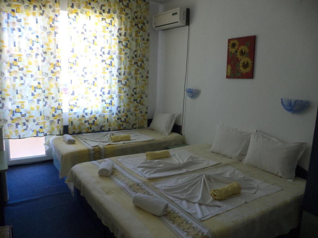 Guest House Stoyanovi Черноморець Екстер'єр фото