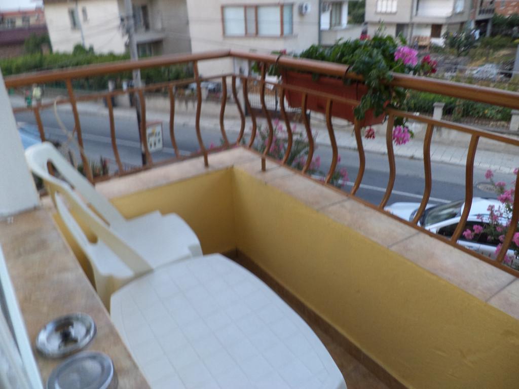 Guest House Stoyanovi Черноморець Екстер'єр фото