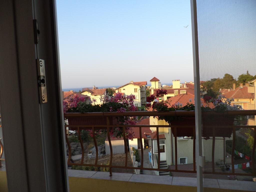 Guest House Stoyanovi Черноморець Екстер'єр фото